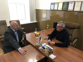 Николай Островский посетил Саратовское отделение Всероссийского общества слепых
