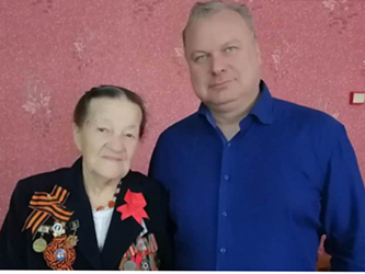 Алексей Полянский посетил ветерана Великой Отечественной войны