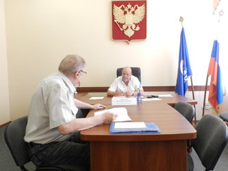 Николай Островский ответил на вопросы избирателей