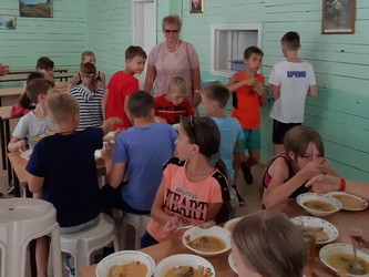 Александра Сызранцева проверила работу детских оздоровительных лагерей
