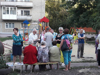 Александра Сызранцева провела встречи с жителями Ленинского района