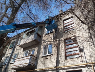 Марс Хаметов взял на контроль восстановление фасада многоквартирного дома