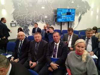 Владимир Попков принял участие в заседании руководителей фракций "Единой России"