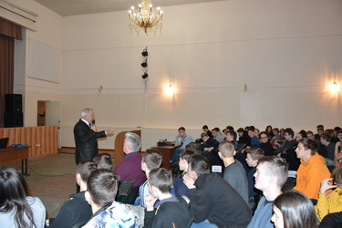Председатель городской Думы Виктор Малетин обсудил со студентами вопросы формирования правовой культуры