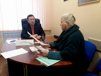 Избиратели обратились к Александру Янкловичу за помощью в решении юридических, жилищных и социальных вопросов