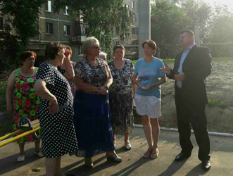 Депутаты городской Думы встретились с жителями Ленинского района