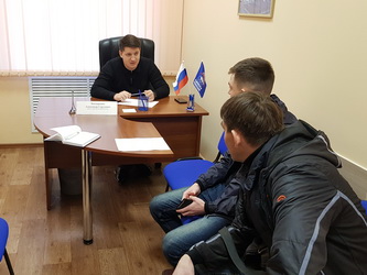 Александр Бондаренко провел очередной прием граждан в региональной общественной приемной партии "Единая Россия"