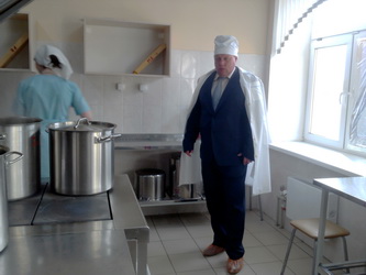В Заводском районе прошел мониторинг предоставления горячего питания в школах и дошкольных учреждениях