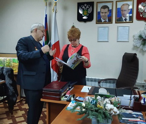 Александра Сызранцева встретилась с членом общественной организации ветеранов «Боевое братство»