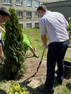 Валерий Козлов принял участие в акции «Зеленый двор»