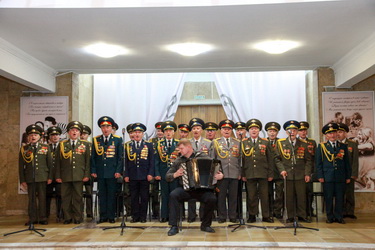 В Ленинском районе состоялось торжественное мероприятие, посвященное 25-летию Конституции РФ