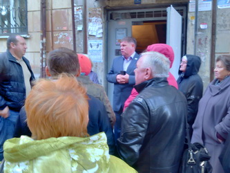 Сергей Агапов провел встречу с жителями многоквартирных домов по вопросам ЖКХ