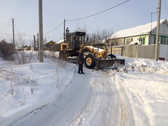 Вячеслав Доронин продолжает помогать горожанам с очисткой частного сектора от снега