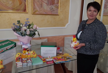 Ольга Сынкина помогла в приобретении канцтоваров и игрушек для детей-сирот