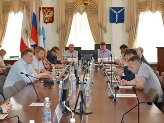 Депутаты одобрили дополнительные меры социальной поддержки для классных руководителей школ Гагаринского административного района