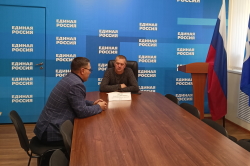 Александр Мораш провел прием граждан по вопросам ЖКХ