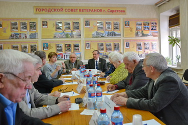 Депутаты и представители саратовского ветеранского движения обсудили планы по дальнейшему взаимодействию  