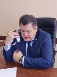 Вячеслав Тарасов провел дистанционный прием жителей многоквартирных домов, посвященный проблемам ЖКХ