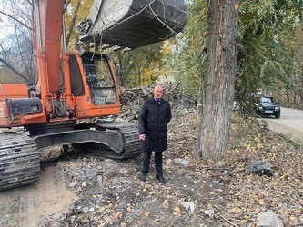 Вячеслав Доронин вместе с общественниками посетил места сноса аварийных домов