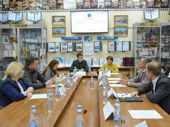 Представители Молодежного парламента при Саратовской городской Думе провели заседание круглого стола по вопросам инициативного бюджетирования