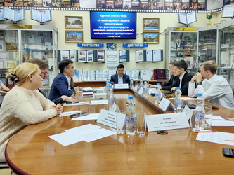 В Молодежном парламенте обсудили вопросы размещения вывесок на иностранных языках на улицах города Саратова