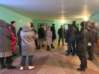 Павел Солопов инициировал встречу с жителями многоквартирного дома и руководством управляющей организации