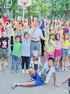 Алексей Сидоров организовал концертно-игровую программу «Вместе весело живем» для детей, проживающих в районе ВСО