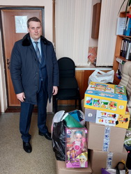 Депутаты городской Думы оказывают помощь жителям Донбасса, временно проживающим в регионе