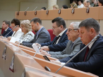 Состоялись областные депутатские слушания по развитию маршрутной сети и модернизации электротранспорта на территории муниципального образования «Город Саратов»