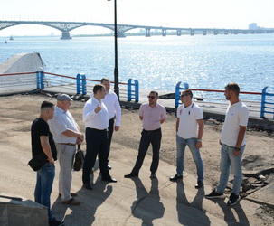 Продолжается реконструкция набережной на участке от памятника Юрию Гагарину до моста через Волгу