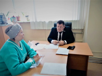 Вячеслав Тарасов провел прием граждан своего избирательного округа