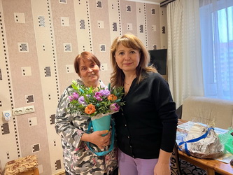 ﻿Депутат Саратовской городской Думы Елена Перепелицина посетила мать солдата, погибшего в ходе специальной военной операции