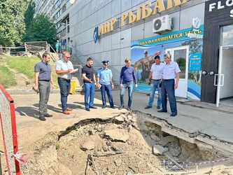 Александр Ащеулов принял участие в выездном совещании на территории Волжского района